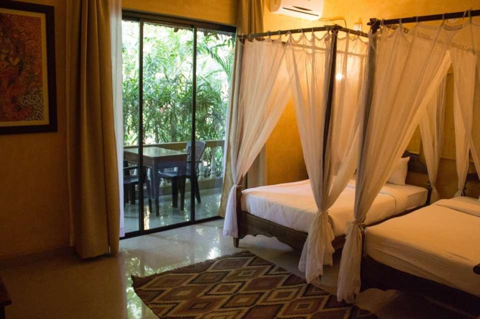 Devarya Wellness Beach Resort Morjim Dış mekan fotoğraf