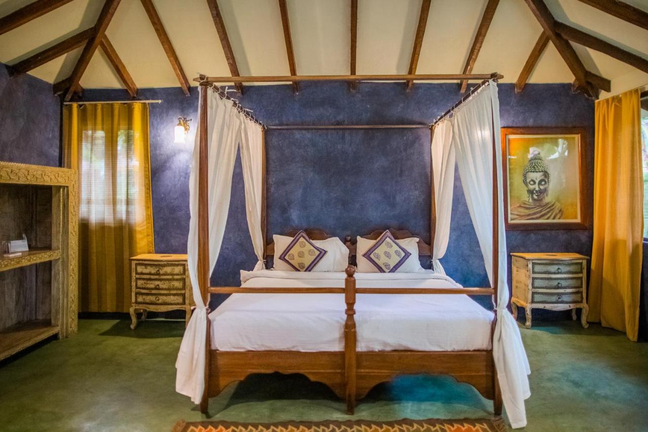 Devarya Wellness Beach Resort Morjim Dış mekan fotoğraf