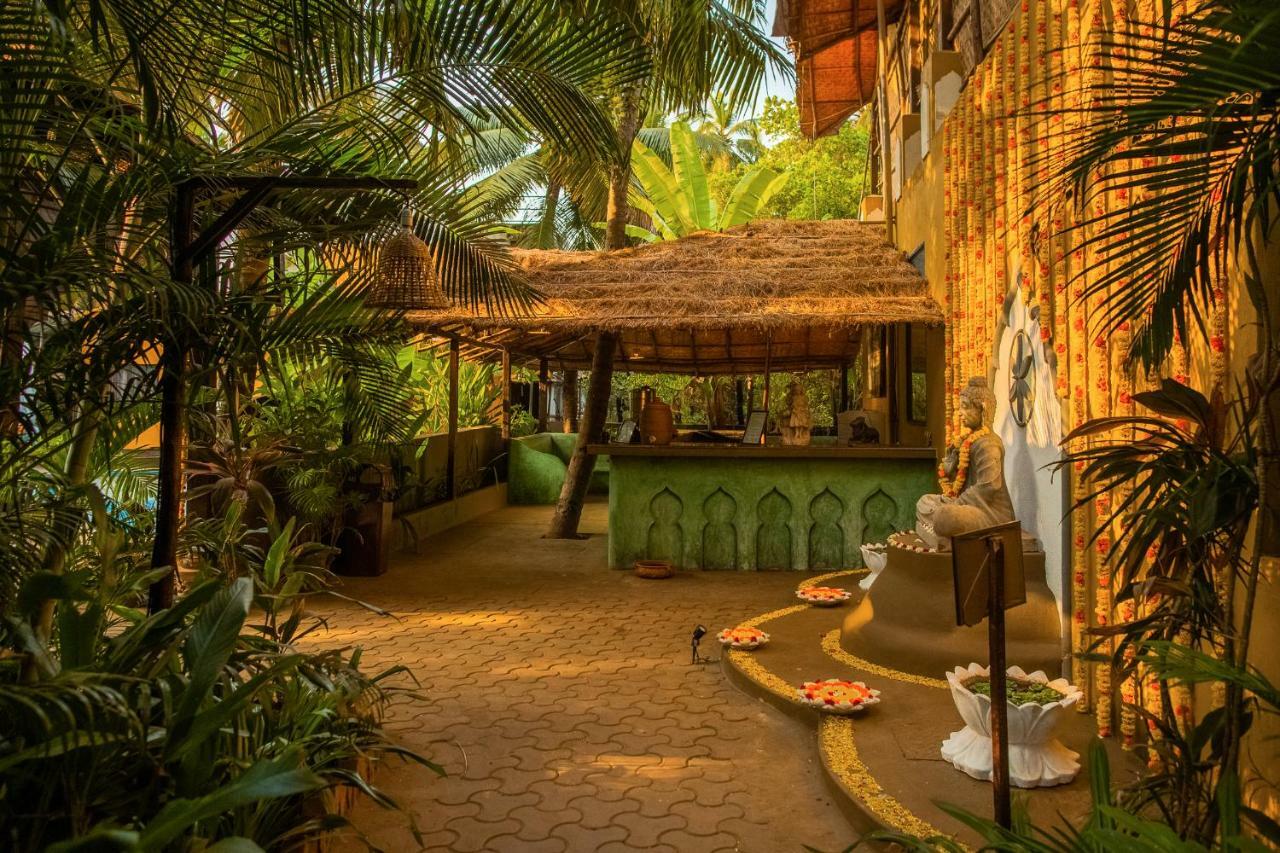 Devarya Wellness Beach Resort Morjim Dış mekan fotoğraf