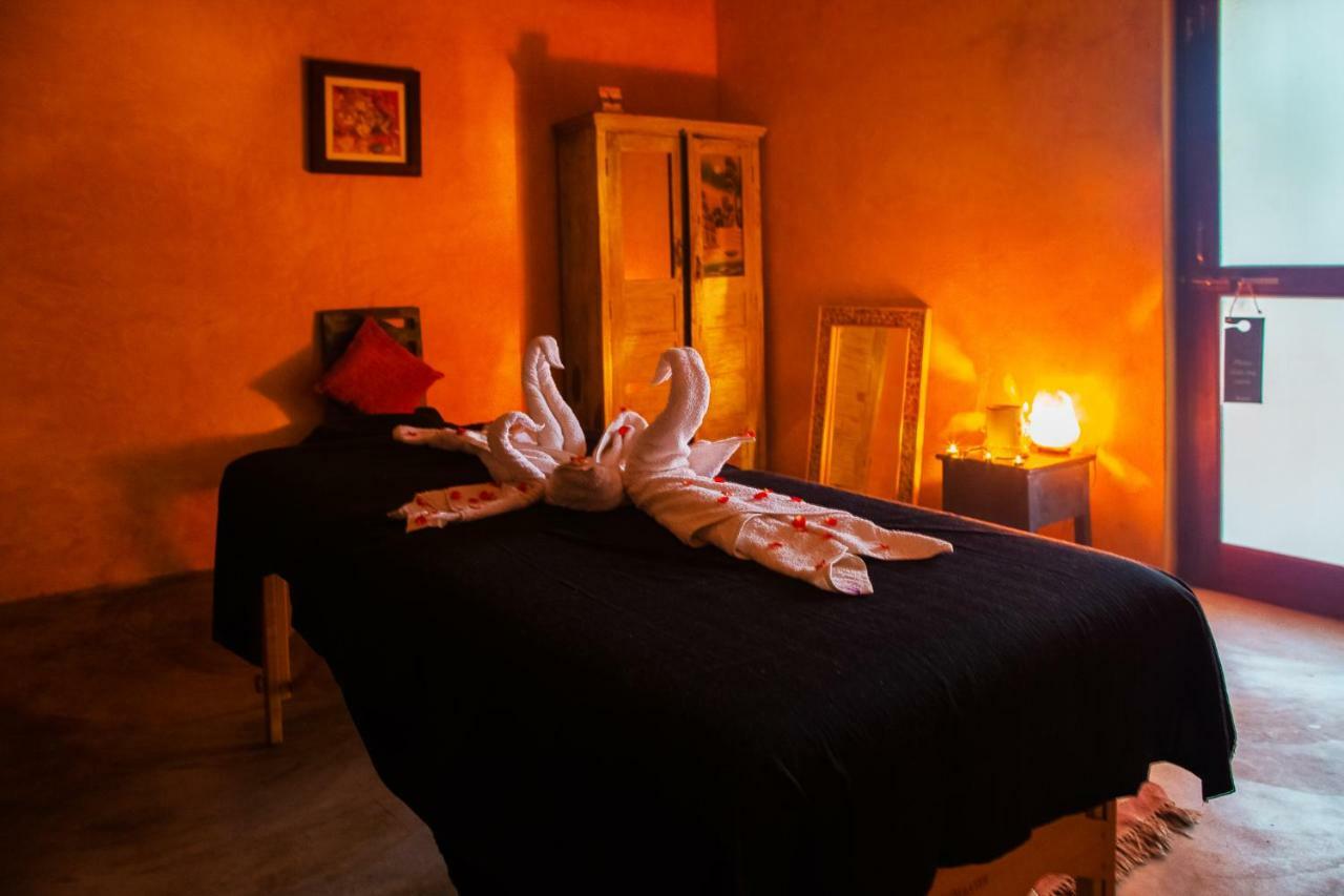 Devarya Wellness Beach Resort Morjim Dış mekan fotoğraf