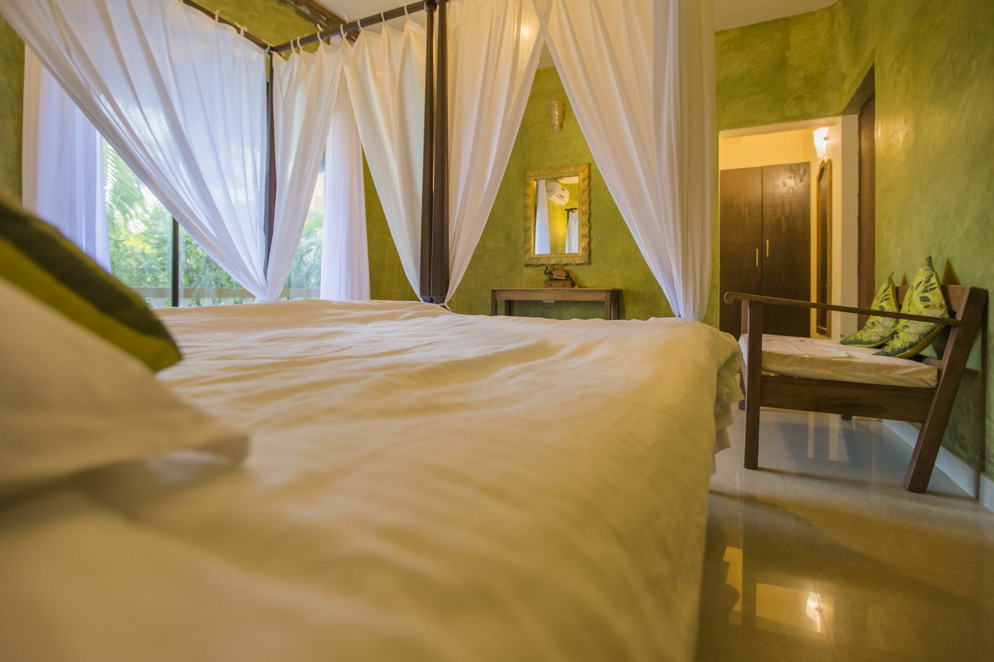 Devarya Wellness Beach Resort Morjim Dış mekan fotoğraf