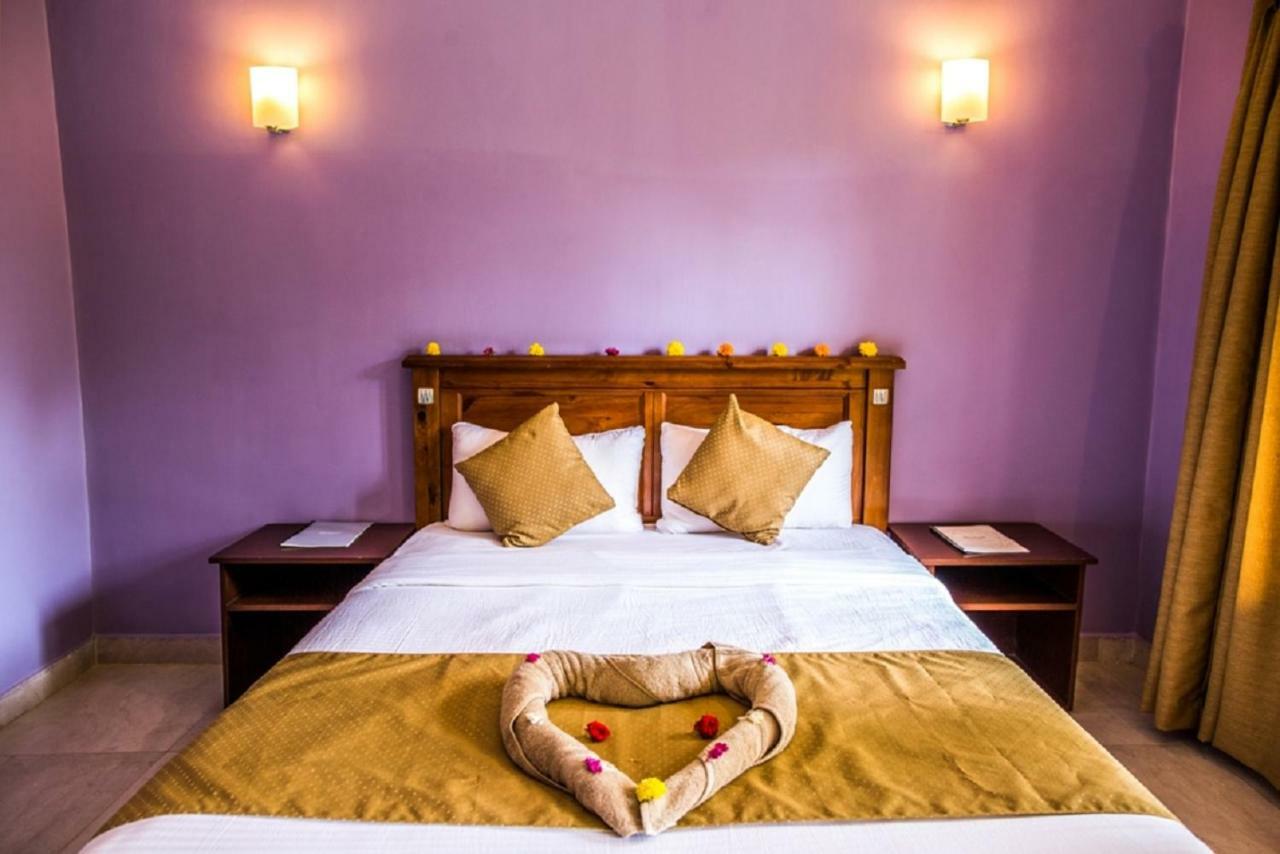 Devarya Wellness Beach Resort Morjim Dış mekan fotoğraf